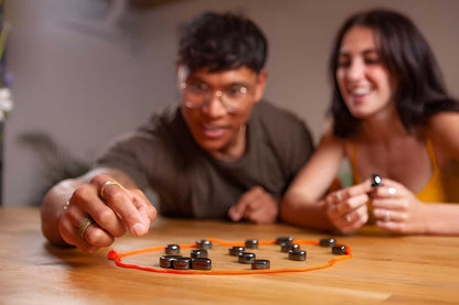 Magnet Cluster Game