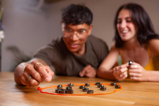 Magnet Cluster Game